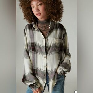 Lucky Brand Cloud soft plaid shirt
Women's Size M